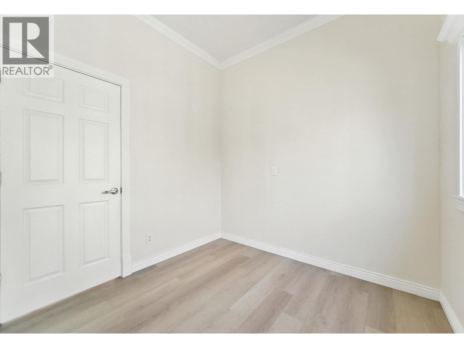Photo 14 of 1165 E Pender Street, Vancouver BC