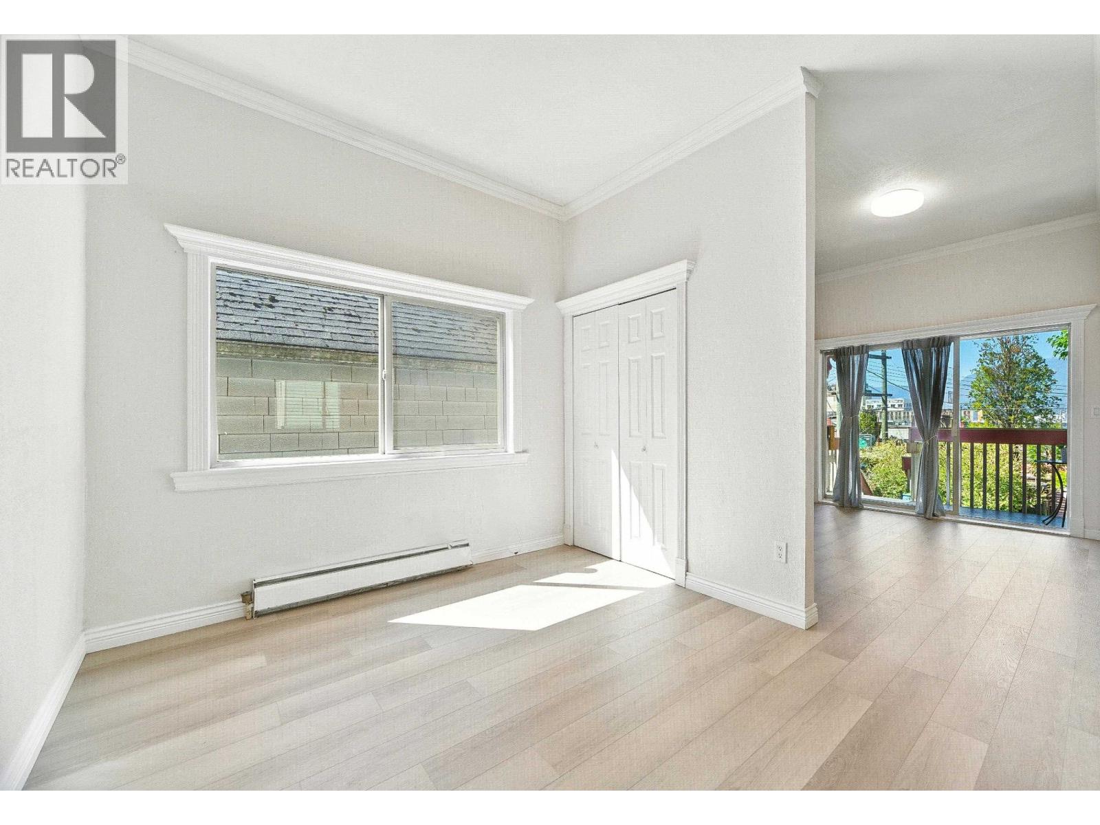 Photo 6 of 1165 E Pender Street, Vancouver BC