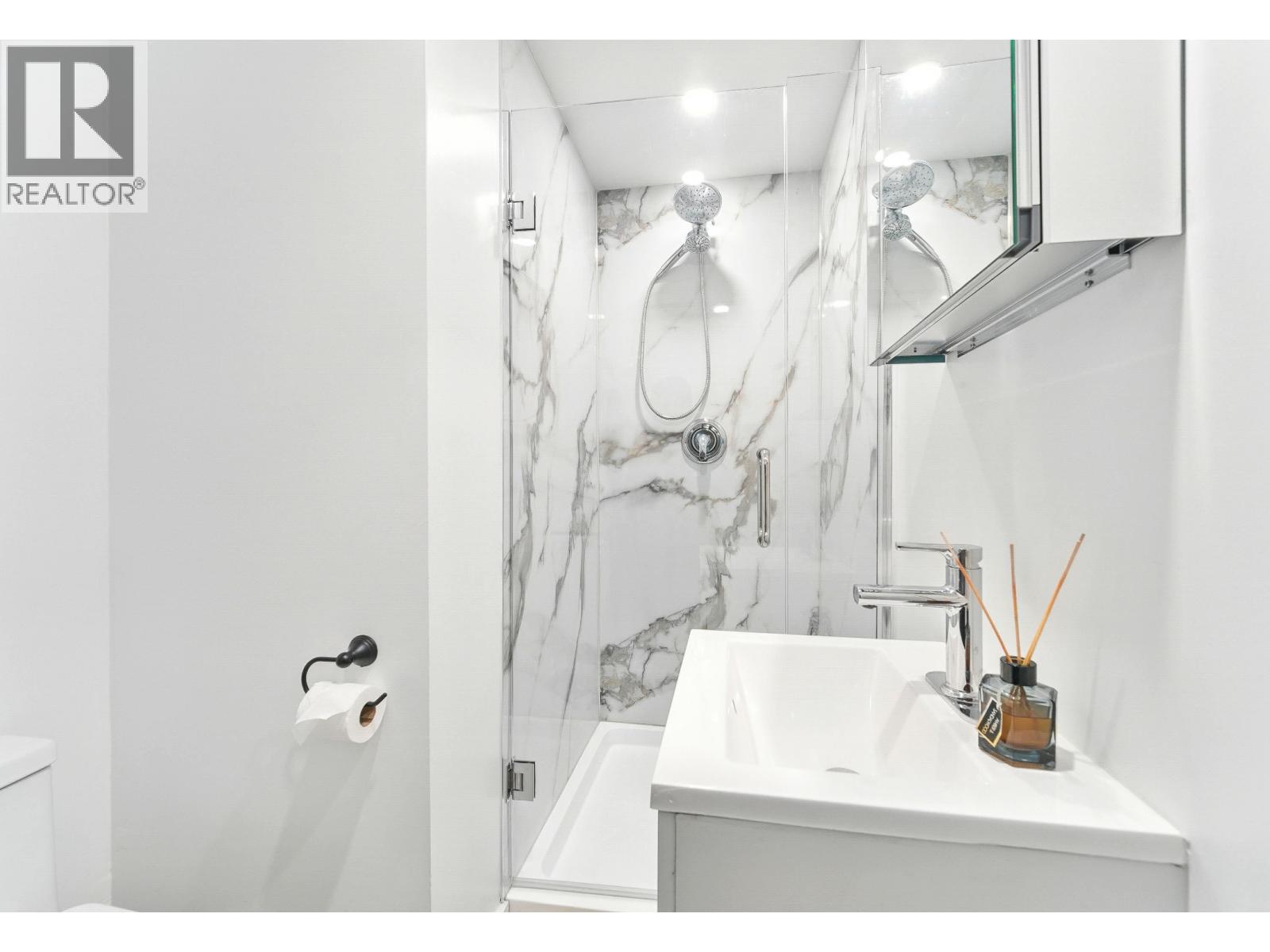 Photo 19 of 1165 E Pender Street, Vancouver BC