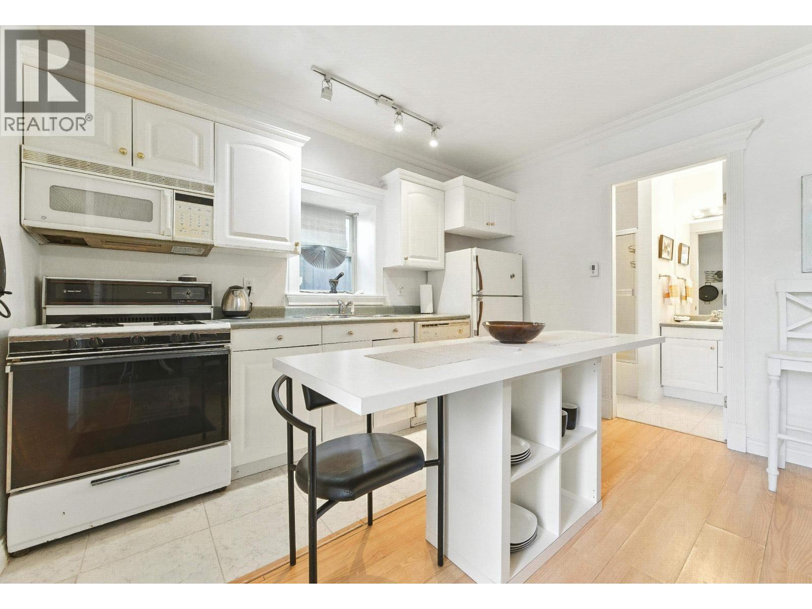 Photo 34 of 1165 E Pender Street, Vancouver BC
