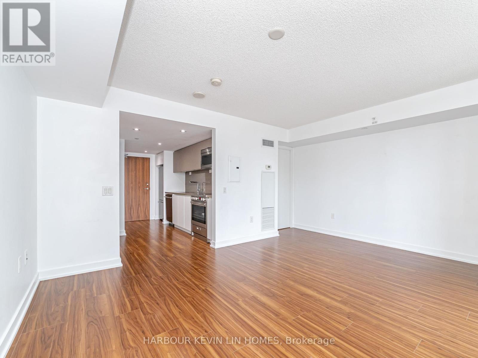 Photo 25 of 1009 75 Queens Wharf Road, Toronto ON