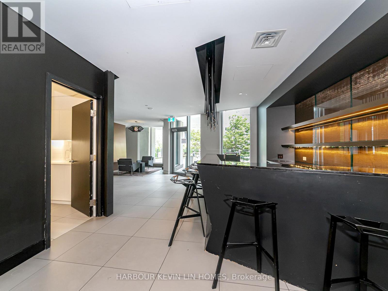 Photo 40 of 1009 75 Queens Wharf Road, Toronto ON