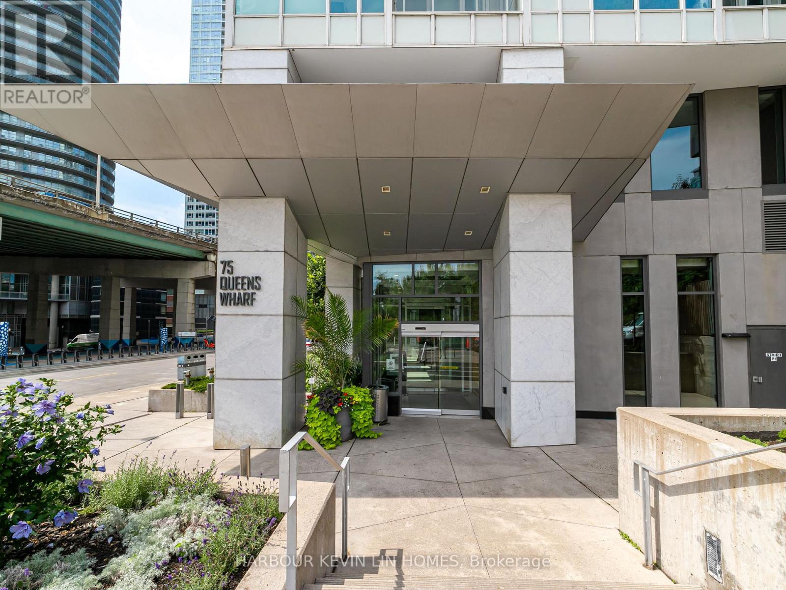 Photo 45 of 1009 75 Queens Wharf Road, Toronto ON