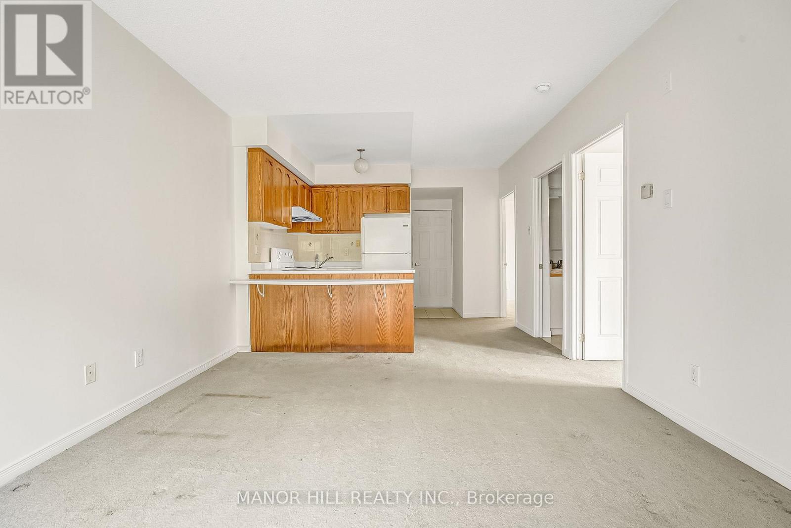 Photo 12 of 301 2351 Kennedy Road, Toronto ON