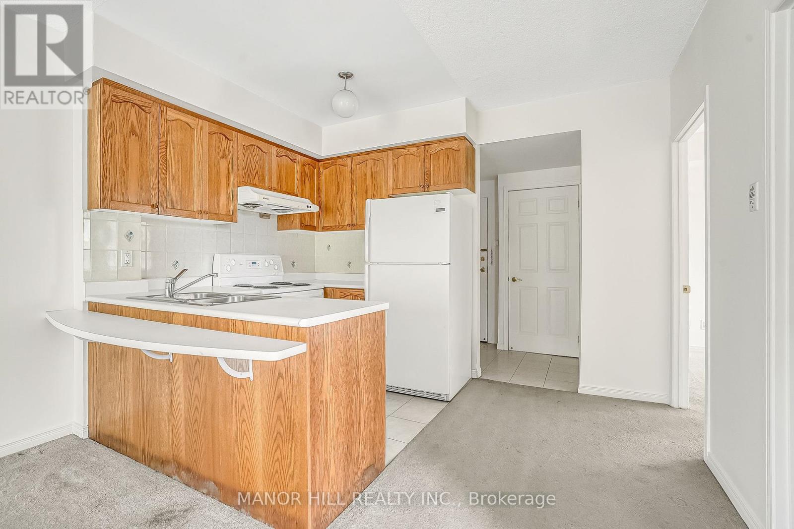 Photo 13 of 301 2351 Kennedy Road, Toronto ON