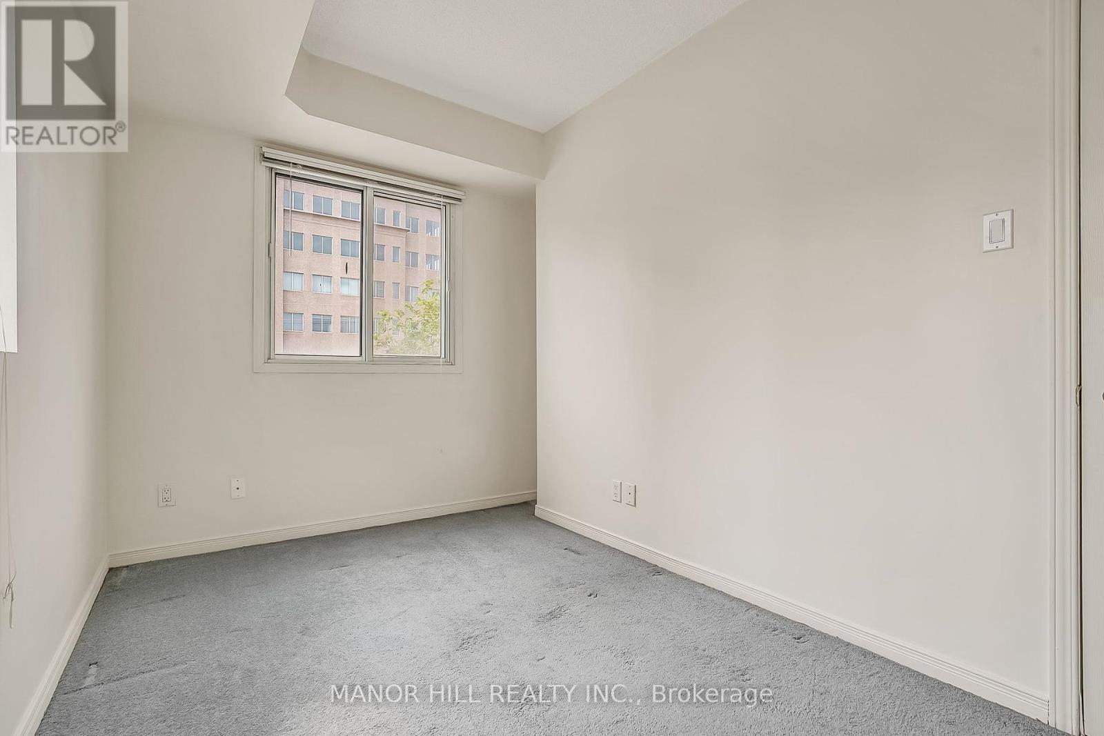 Photo 19 of 301 2351 Kennedy Road, Toronto ON