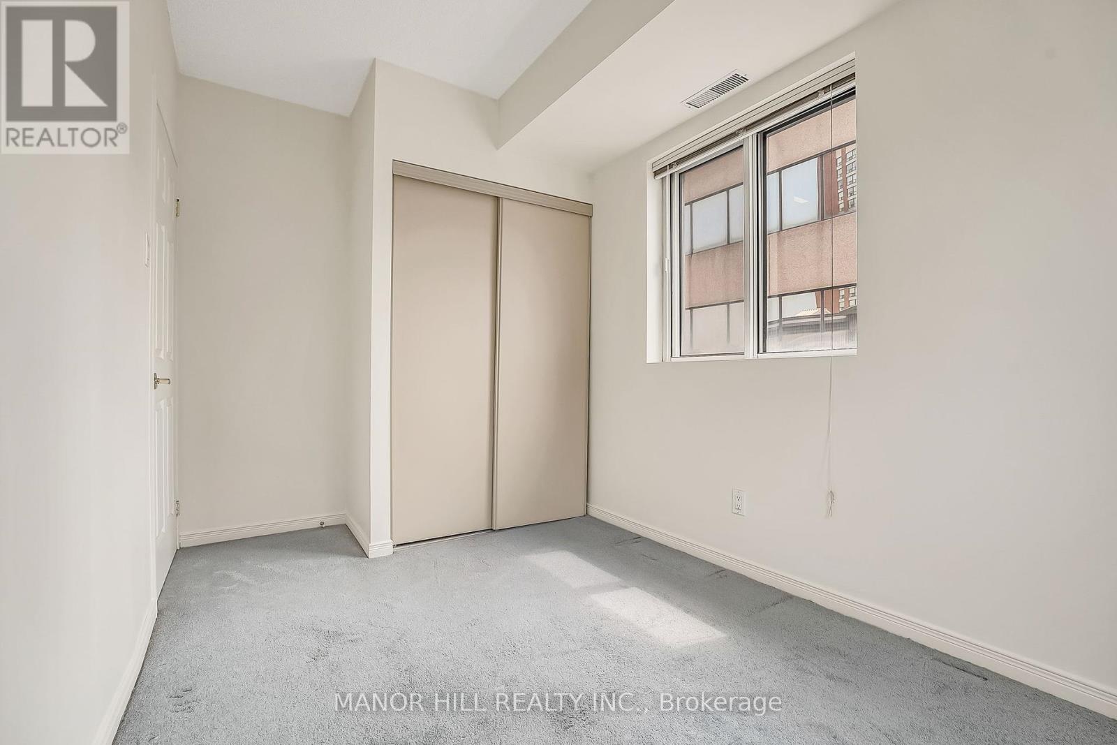 Photo 21 of 301 2351 Kennedy Road, Toronto ON