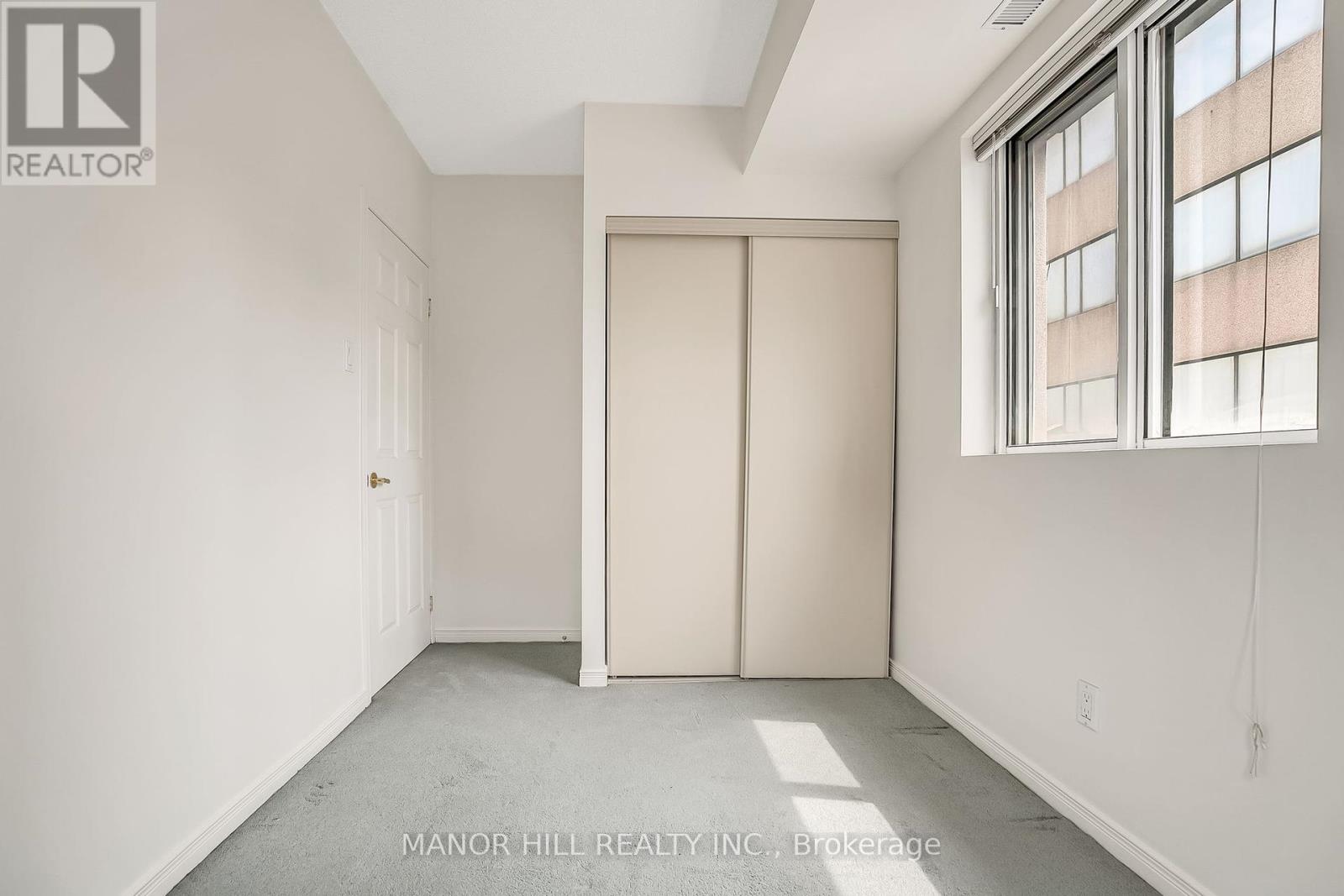 Photo 23 of 301 2351 Kennedy Road, Toronto ON