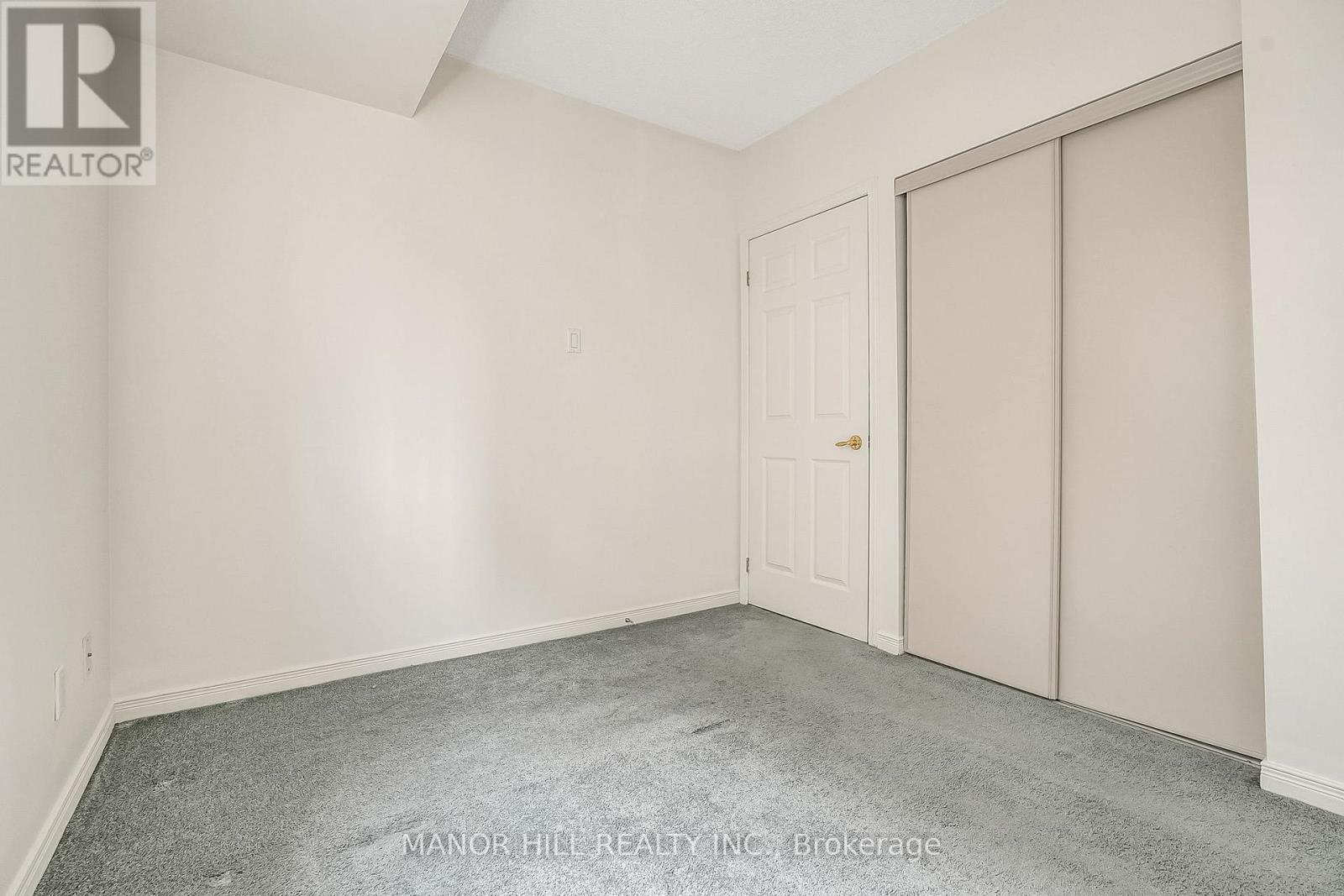 Photo 26 of 301 2351 Kennedy Road, Toronto ON