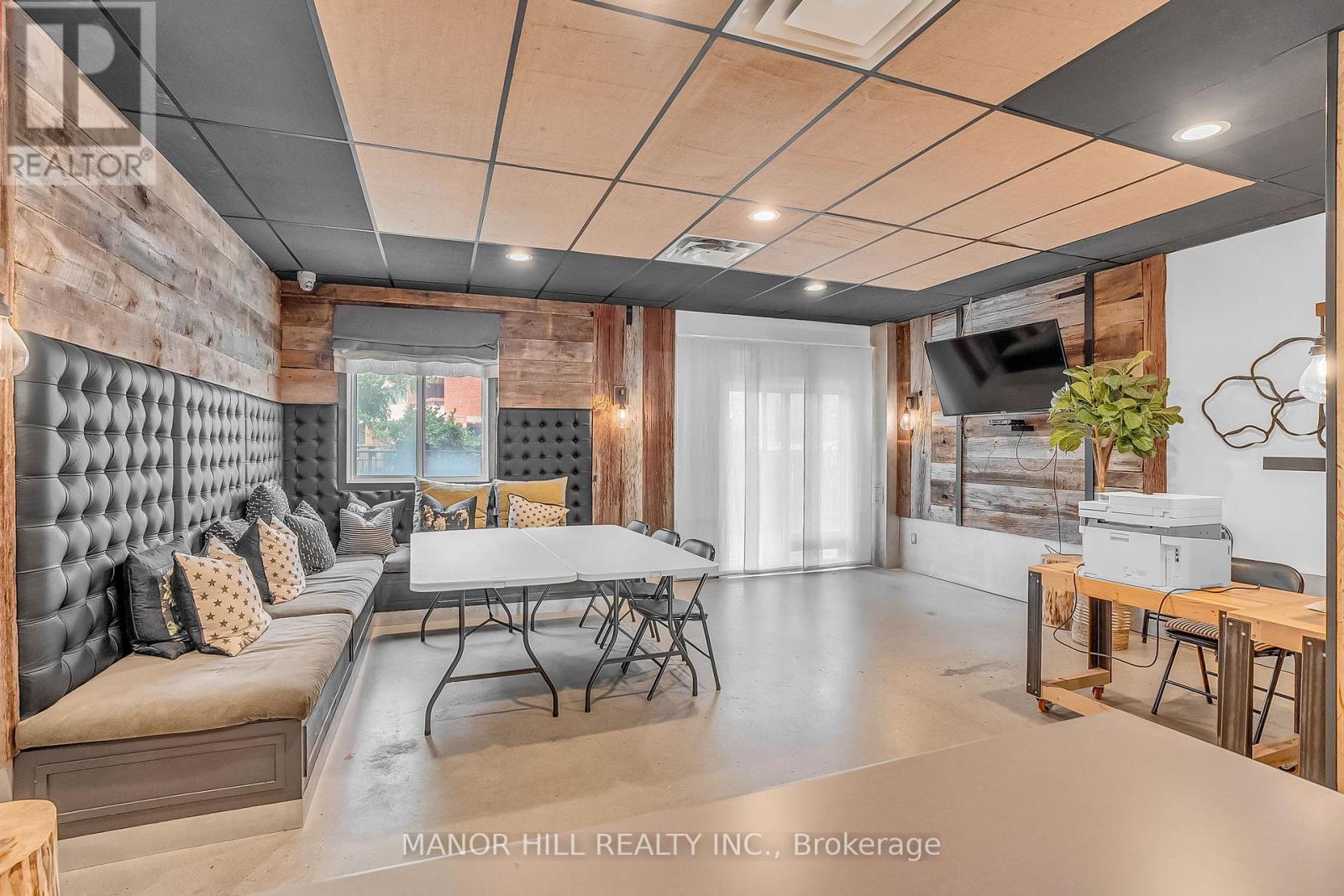 Photo 31 of 301 2351 Kennedy Road, Toronto ON