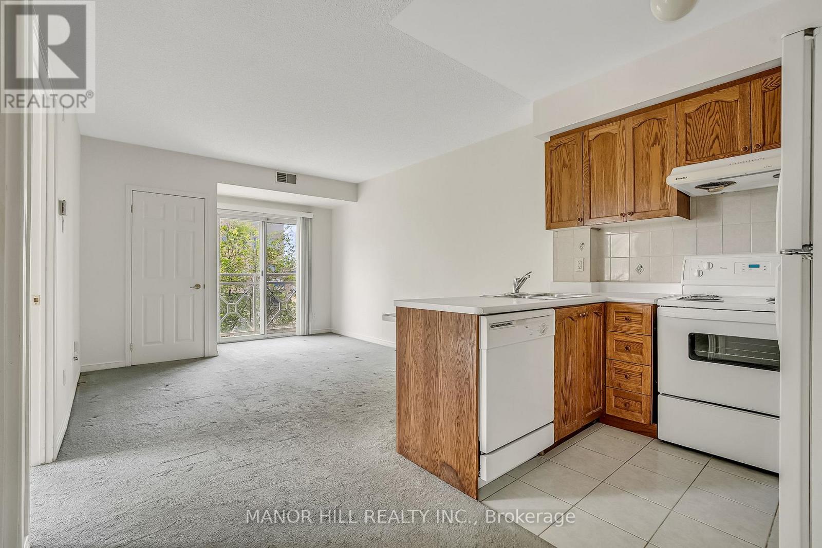 Photo 6 of 301 2351 Kennedy Road, Toronto ON