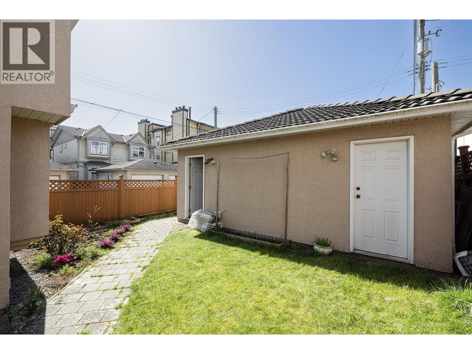 Photo 11 of 8573 Laurel Street, Vancouver BC