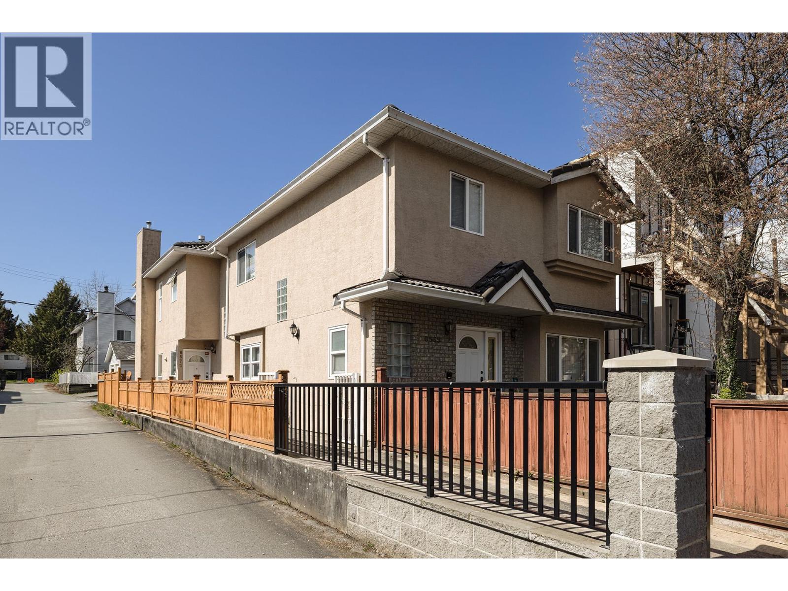 Photo 13 of 8573 Laurel Street, Vancouver BC