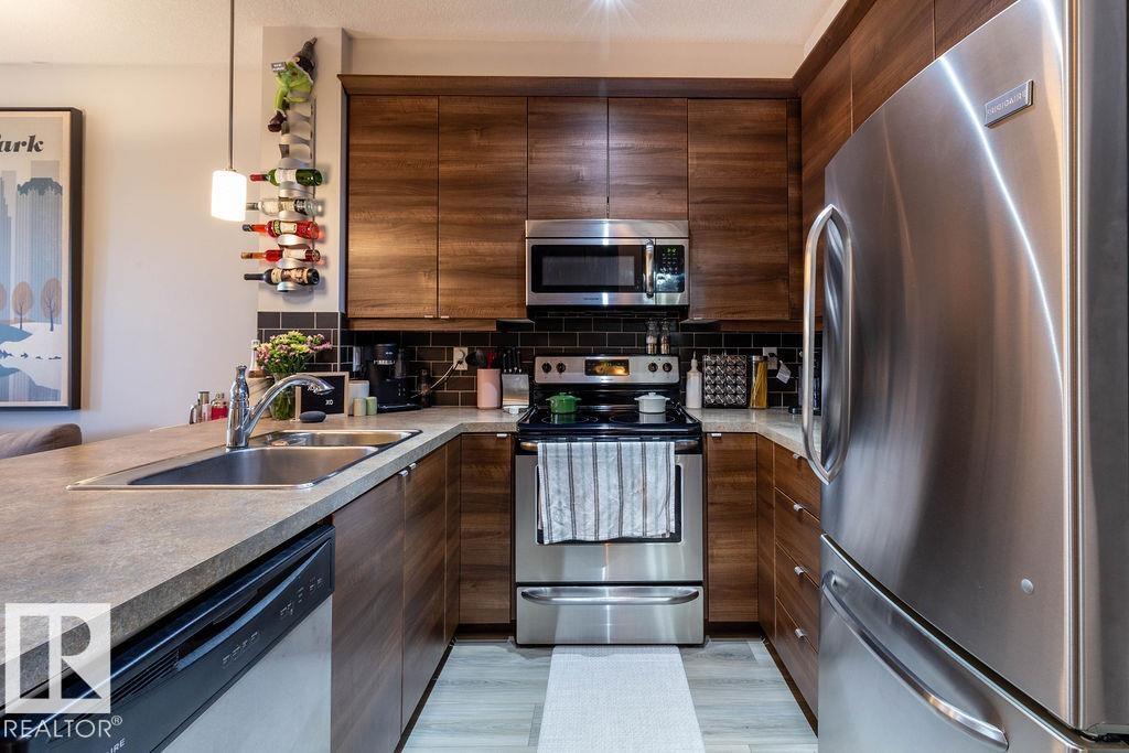 Photo 4 of 301 2590 Anderson Wy Sw, Edmonton AB