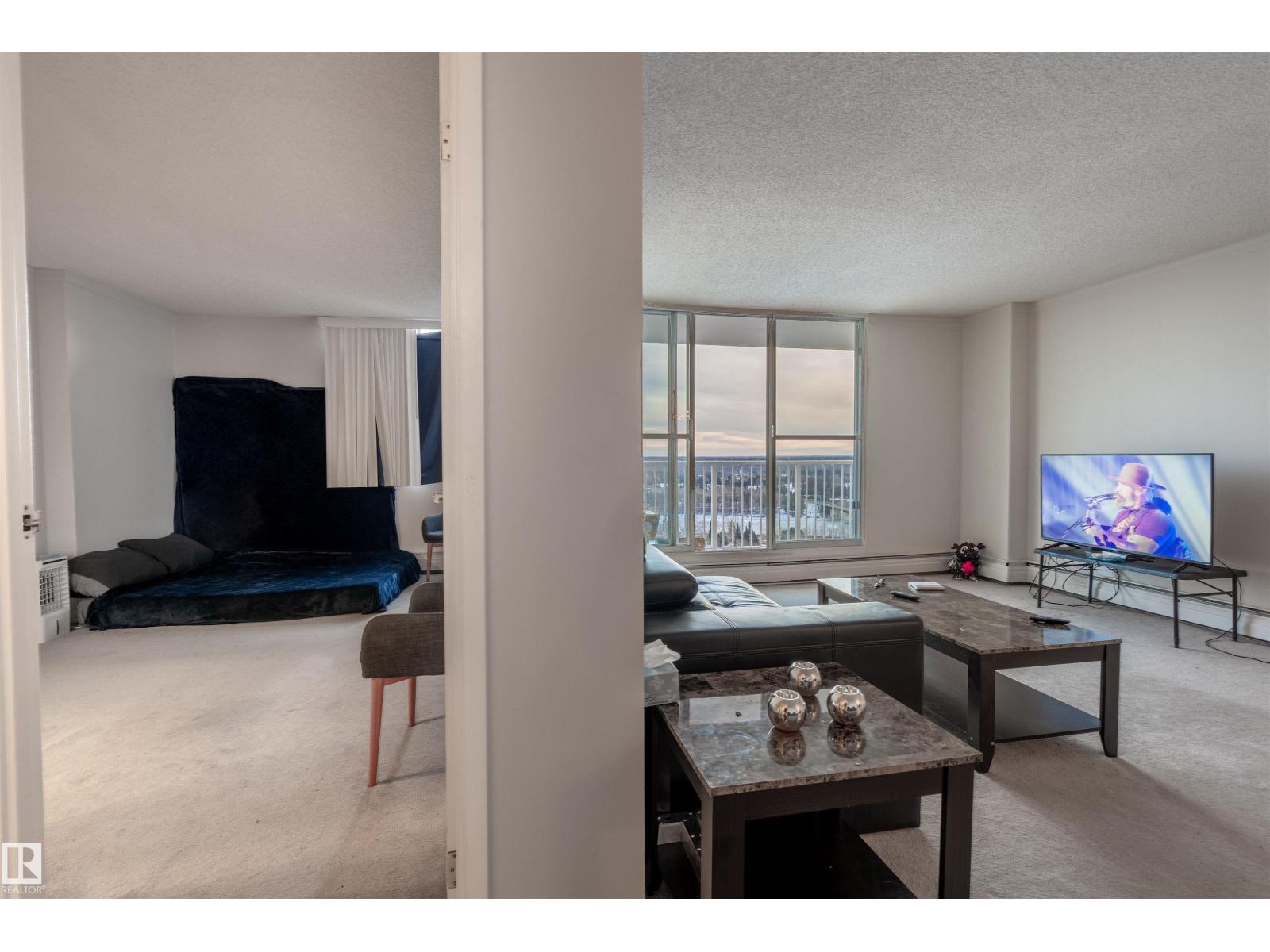 Photo 6 of 1007 12121 Jasper Av Nw, Edmonton AB