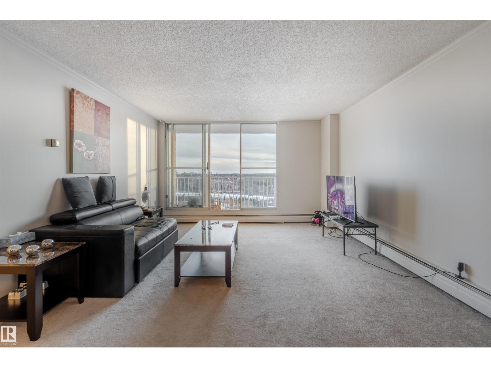 Photo 8 of 1007 12121 Jasper Av Nw, Edmonton AB