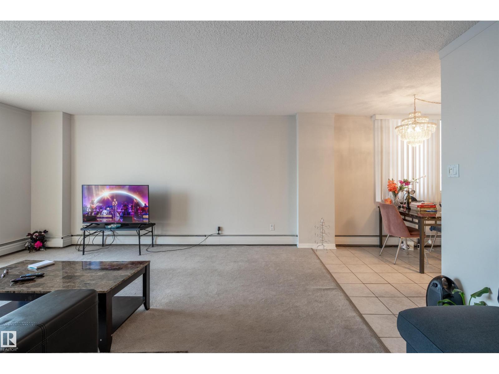 Photo 11 of 1007 12121 Jasper Av Nw, Edmonton AB