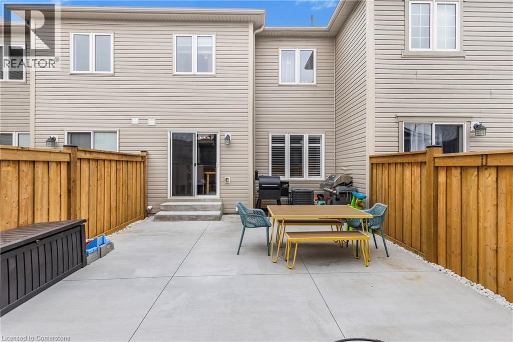 Photo 19 of 154 Maclachlan Avenue, Caledonia ON