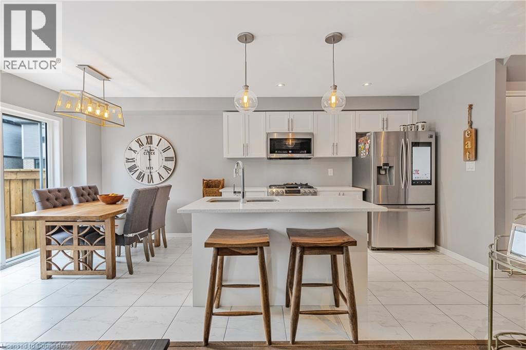 Photo 2 of 154 Maclachlan Avenue, Caledonia ON