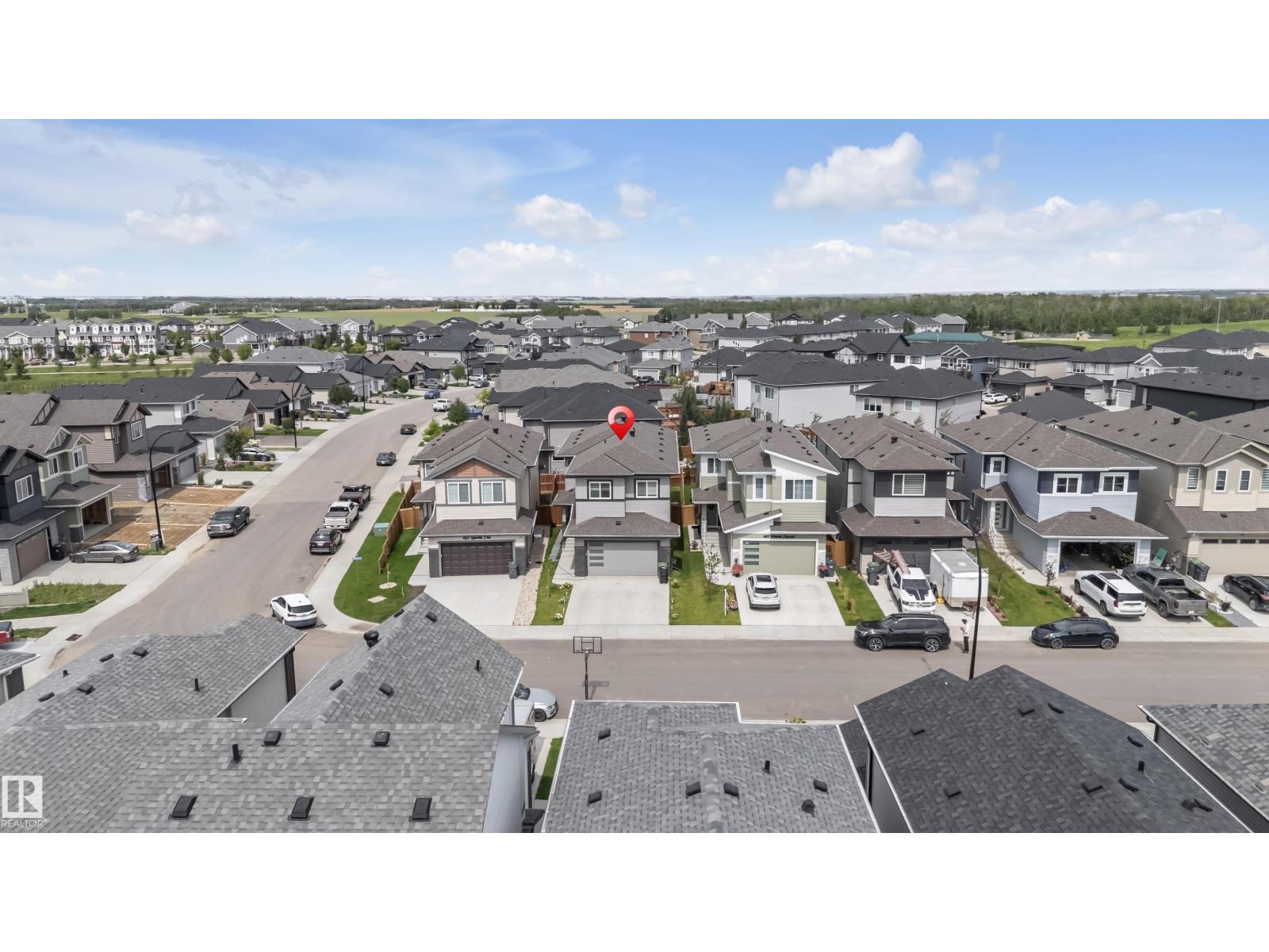 Photo 8 of 449 Roberts Cr, Leduc AB