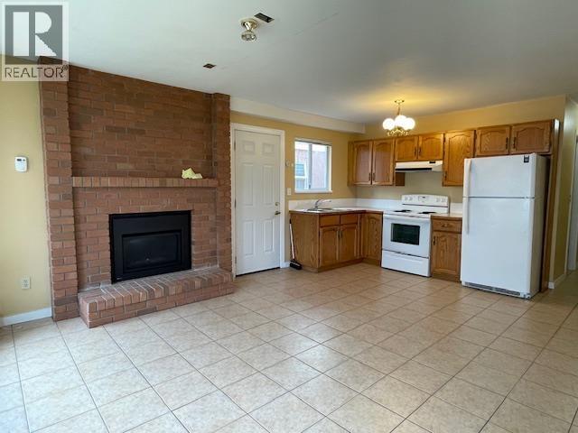 Photo 5 of 4338 Pandora Street, Burnaby BC