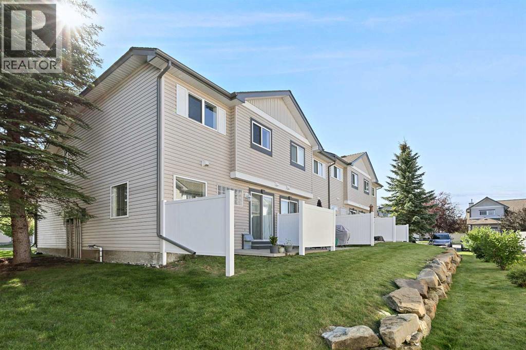 Single Family House for Sale in  Millview Green SW Millrise Calgary 