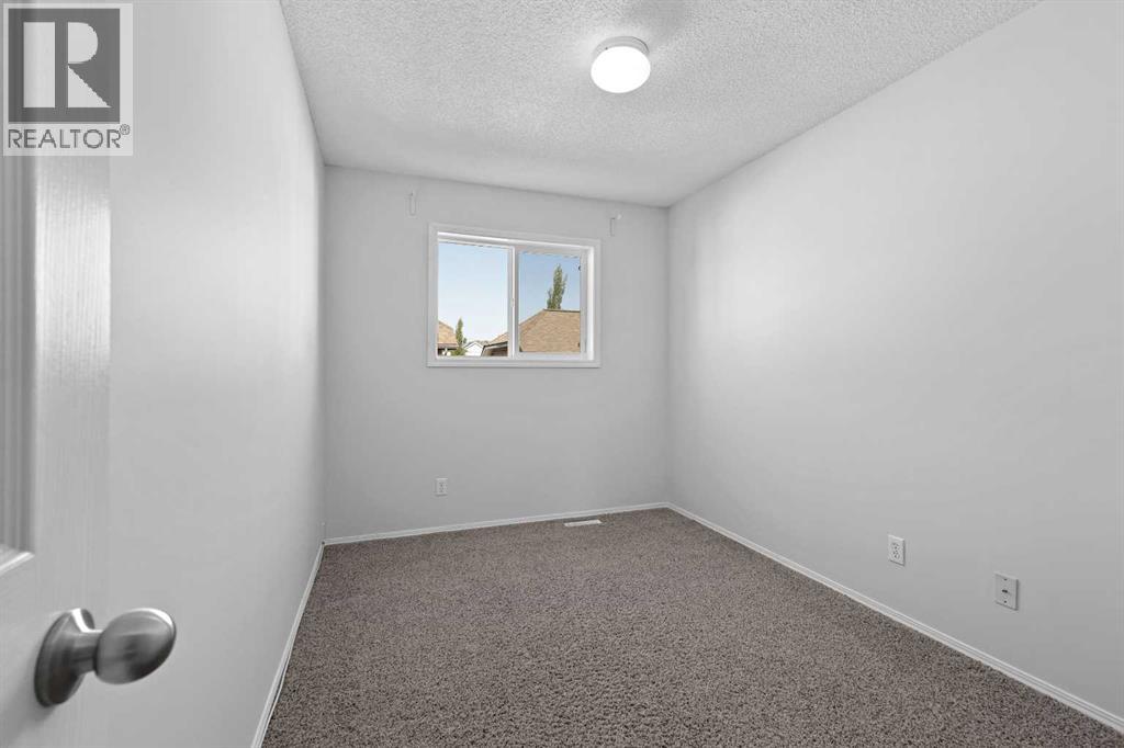Single Family House for Sale in  Millview Green SW Millrise Calgary 