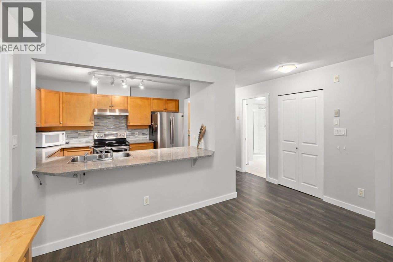Photo 7 of 207 15 Smokey Smith Place, New Westminster BC
