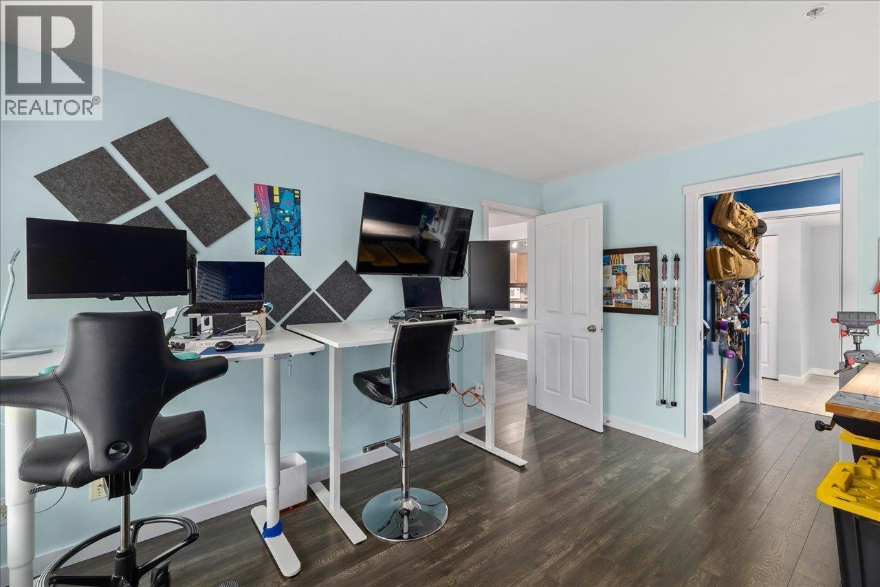 Photo 18 of 207 15 Smokey Smith Place, New Westminster BC