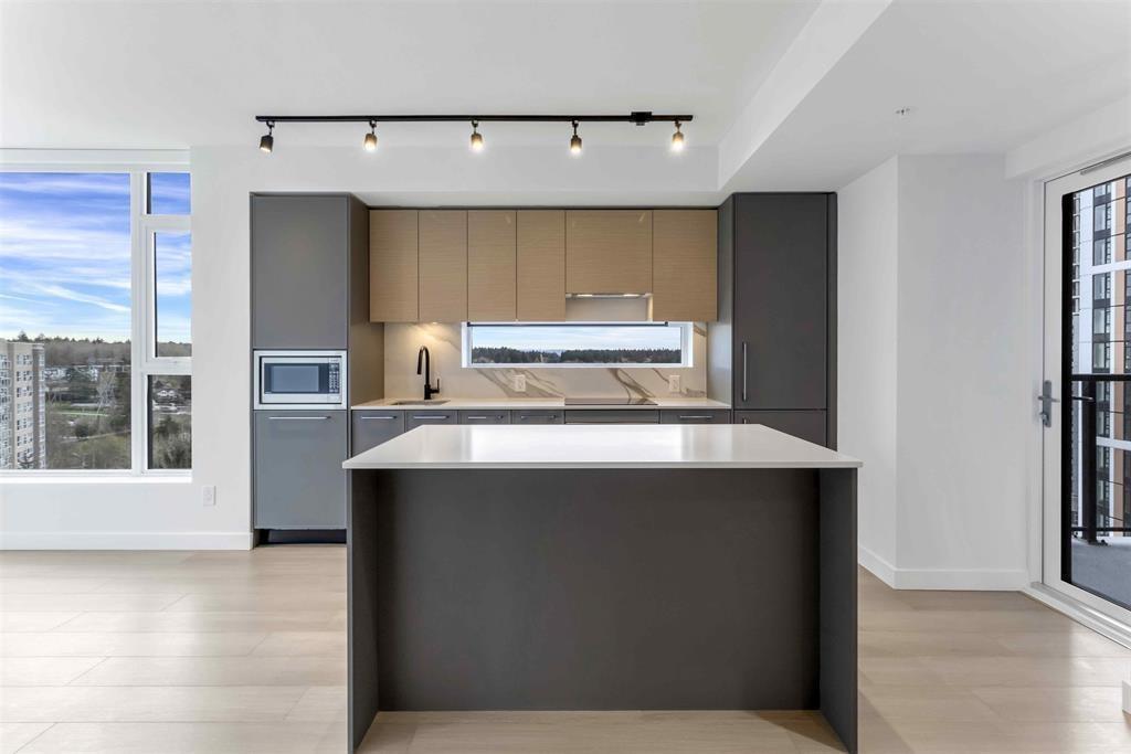 Photo 1 of 1104 13725 George Junction Avenue, Surrey BC