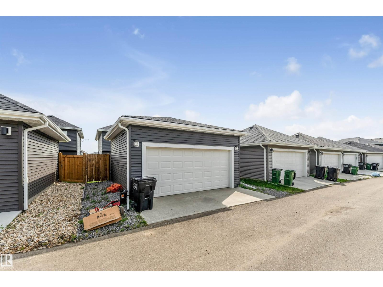 Photo 7 of 576 Glenridding Ravine Dr Sw, Edmonton AB