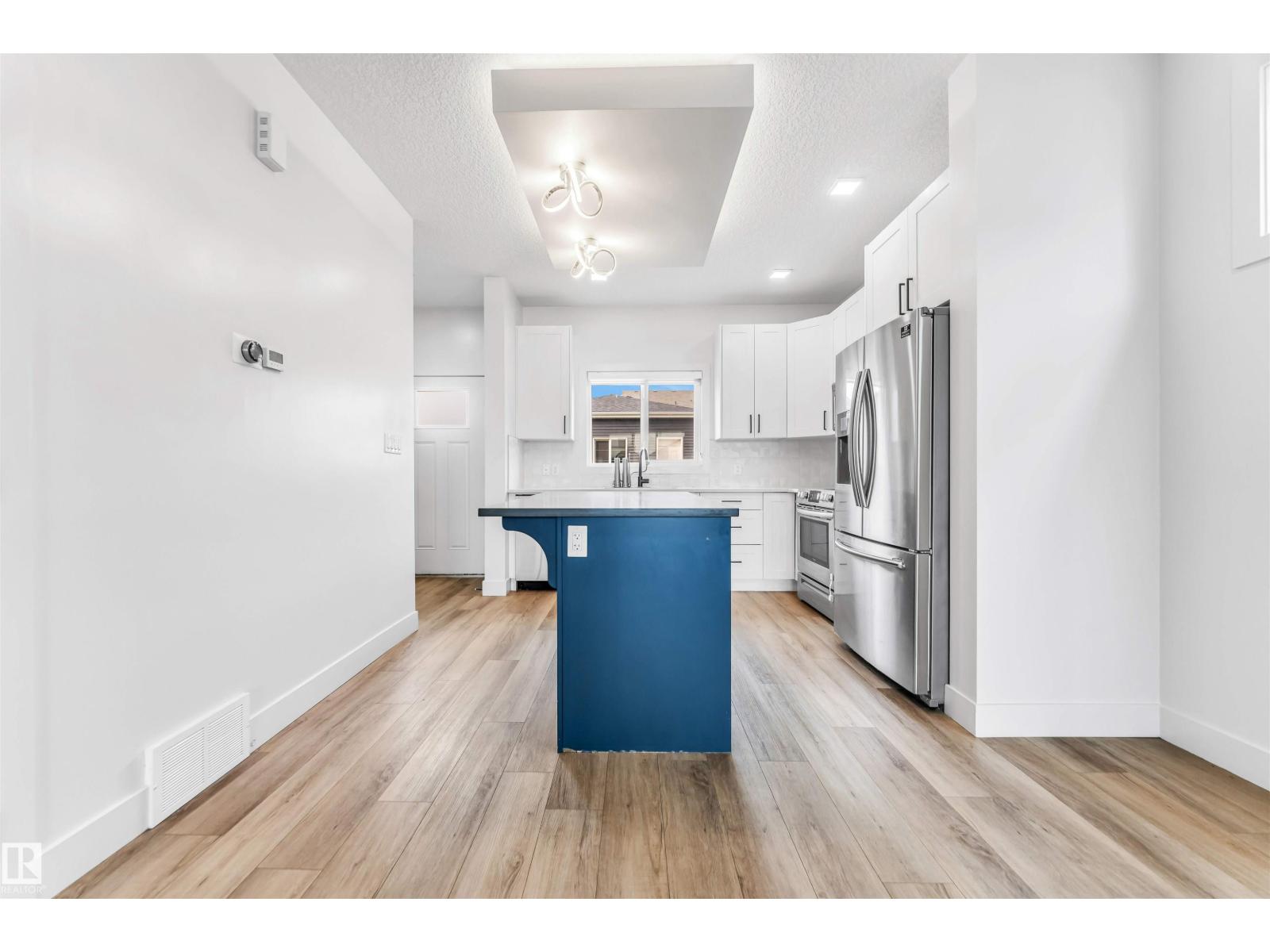 Photo 21 of 576 Glenridding Ravine Dr Sw, Edmonton AB