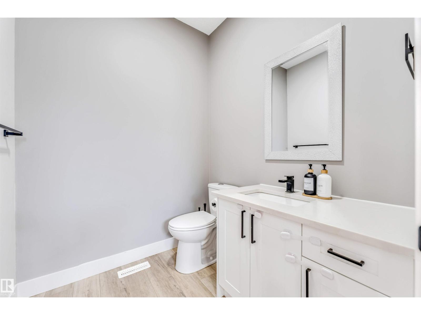 Photo 31 of 576 Glenridding Ravine Dr Sw, Edmonton AB