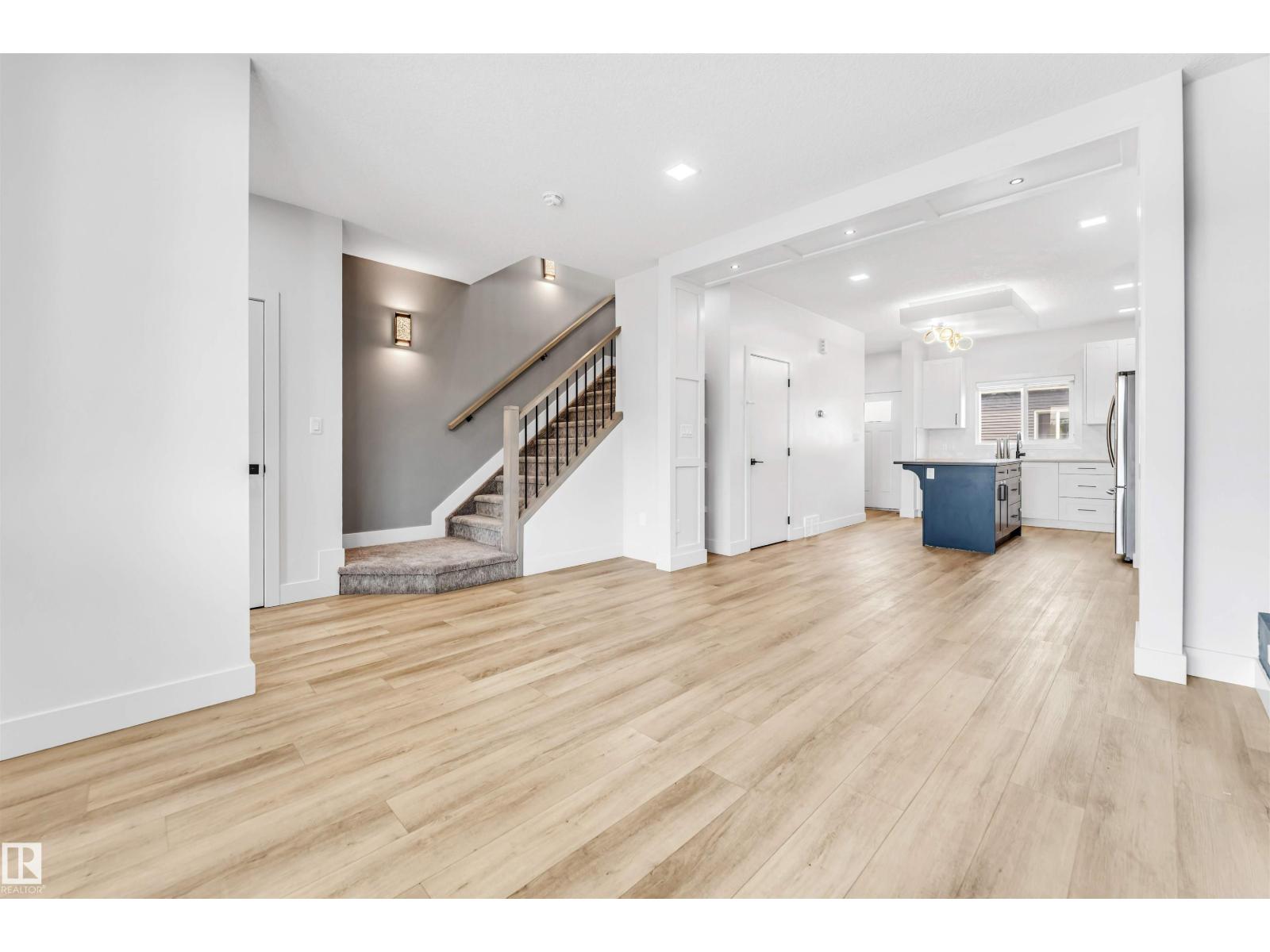 Photo 30 of 576 Glenridding Ravine Dr Sw, Edmonton AB