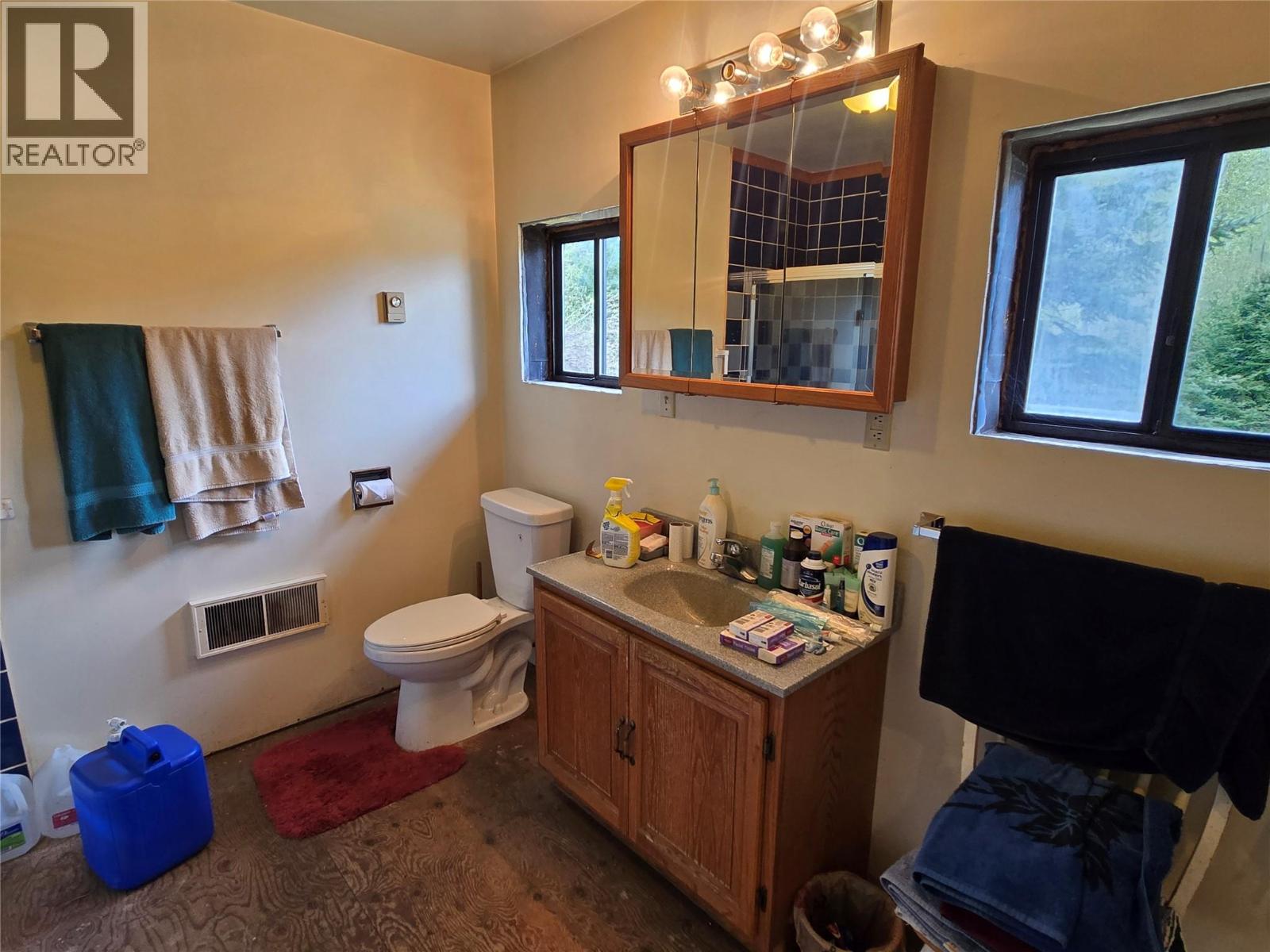 Photo 21 of 6268 Picard Road, Appledale BC