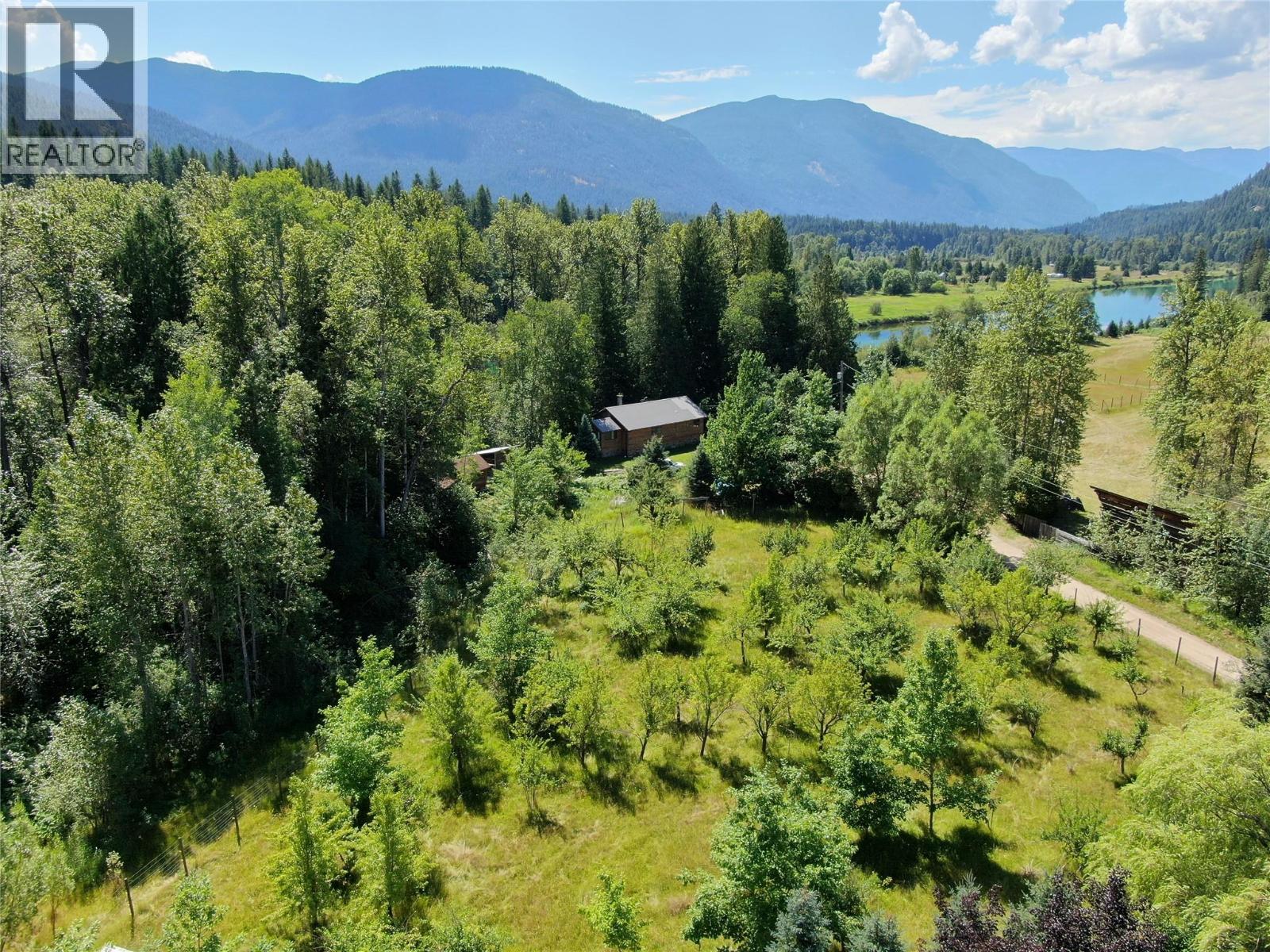 Photo 33 of 6268 Picard Road, Appledale BC