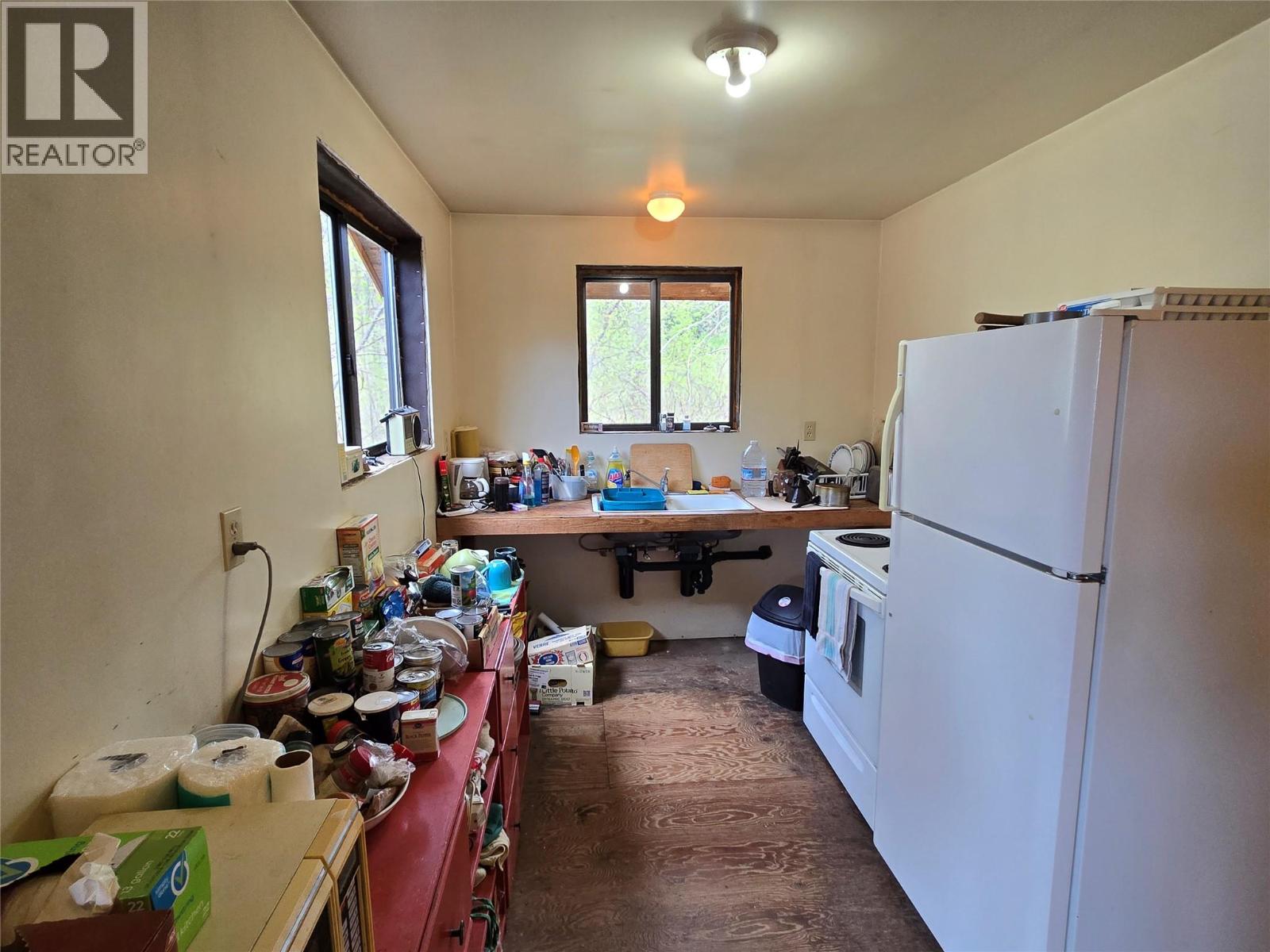 Photo 16 of 6268 Picard Road, Appledale BC