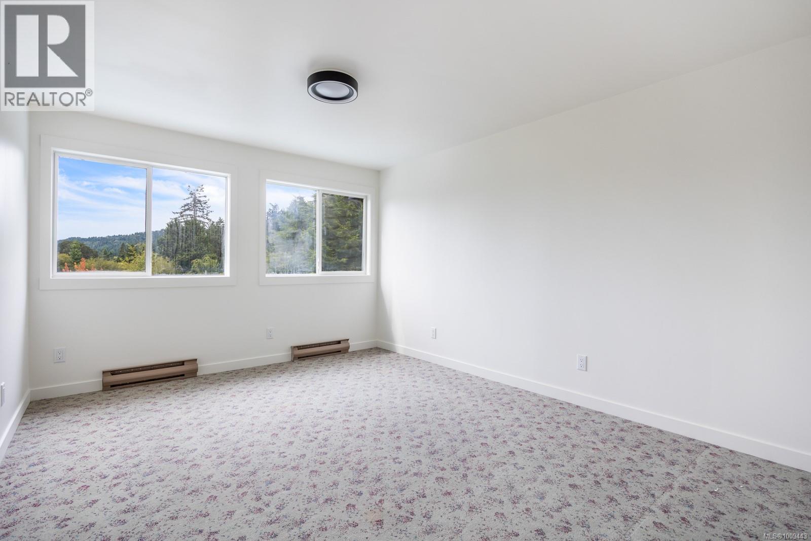 1975 Clamshell Dr, Gabriola Island