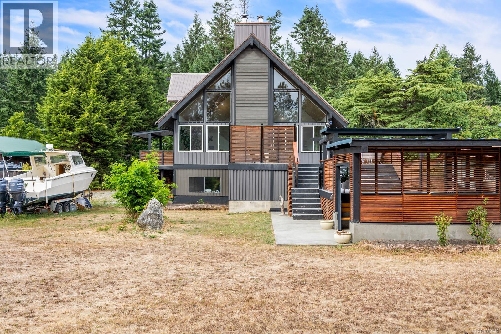 1975 Clamshell Dr, Gabriola Island