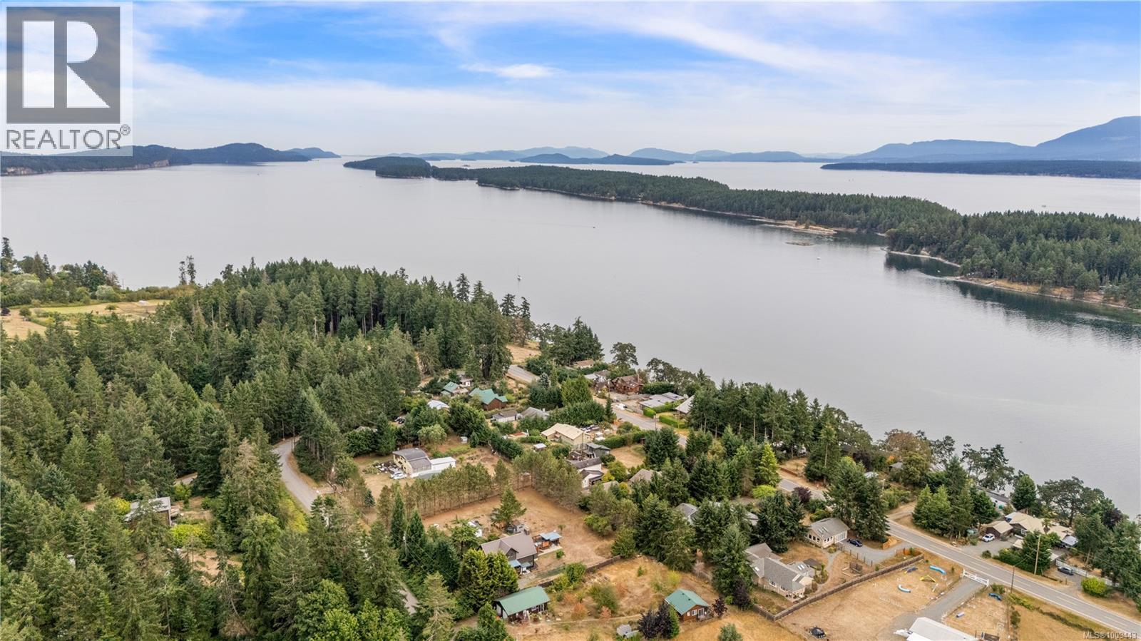1975 Clamshell Dr, Gabriola Island