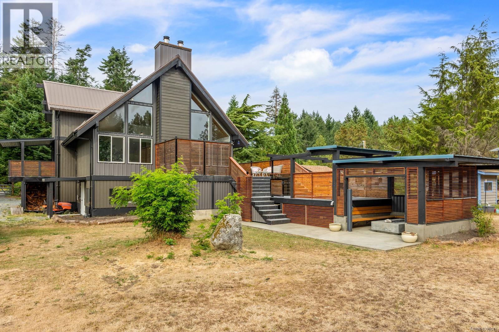 1975 Clamshell Dr, Gabriola Island