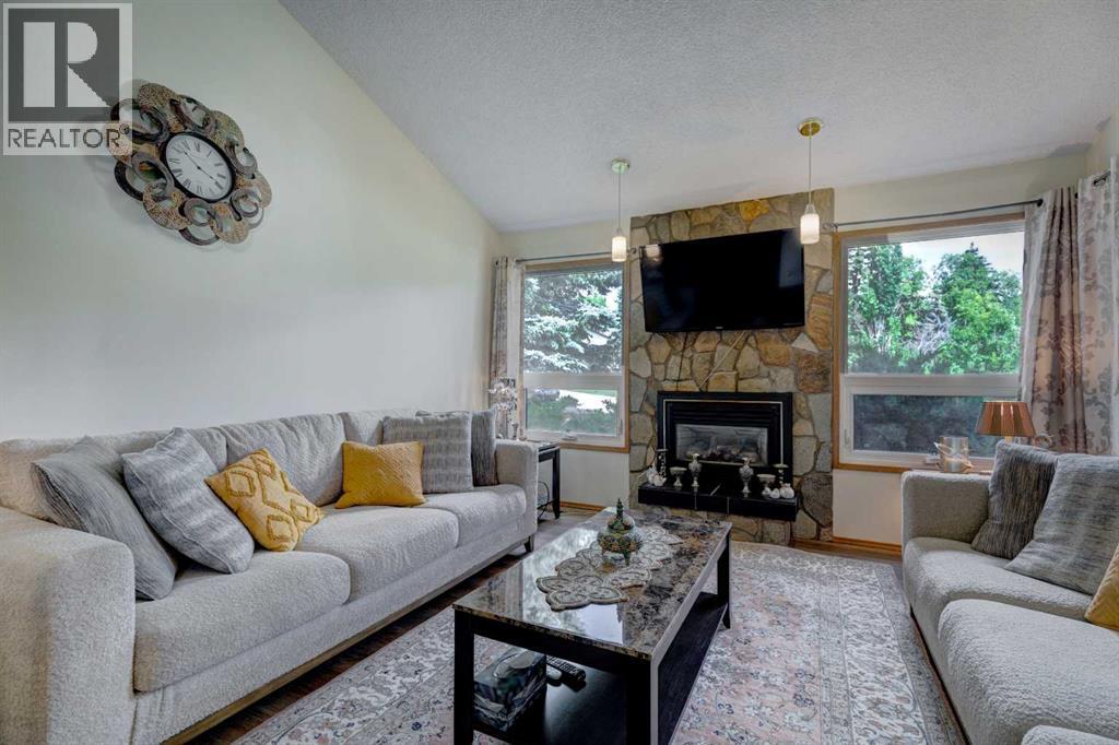 Single Family House 3 Level for Sale in  Ranchview Circle NW Ranchlands Calgary 