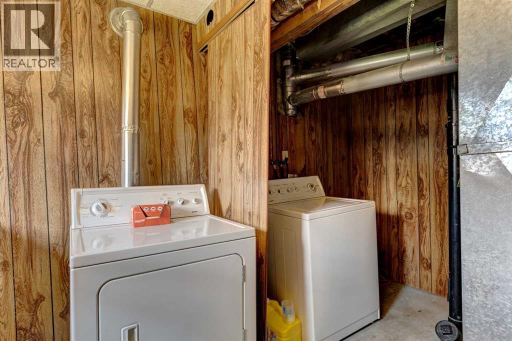 Single Family House 3 Level for Sale in  Ranchview Circle NW Ranchlands Calgary 