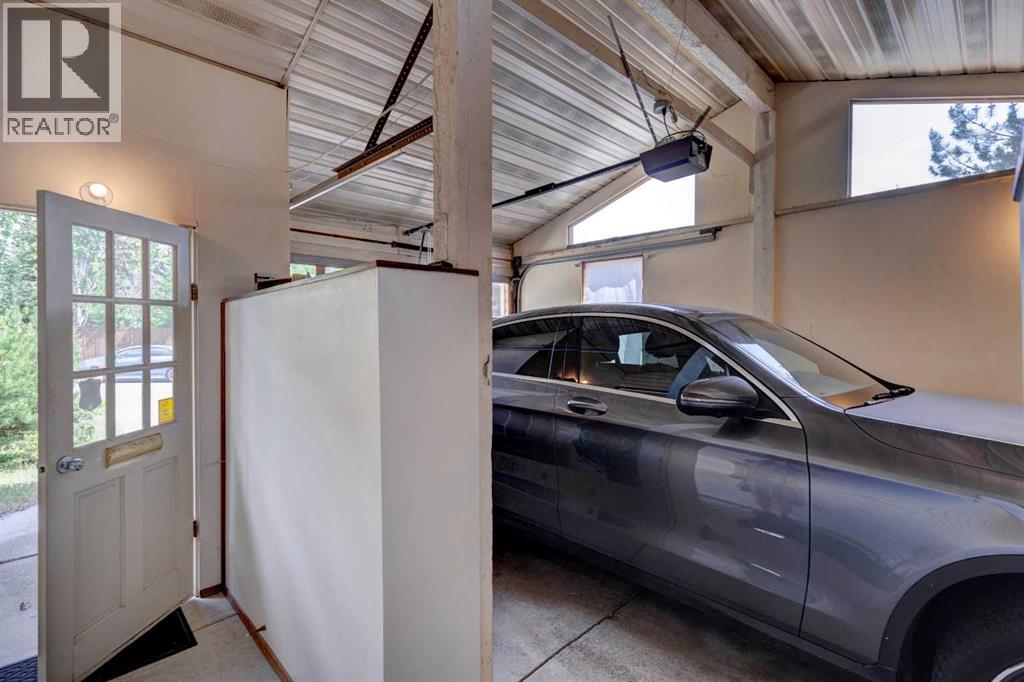 Single Family House 3 Level for Sale in  Ranchview Circle NW Ranchlands Calgary 