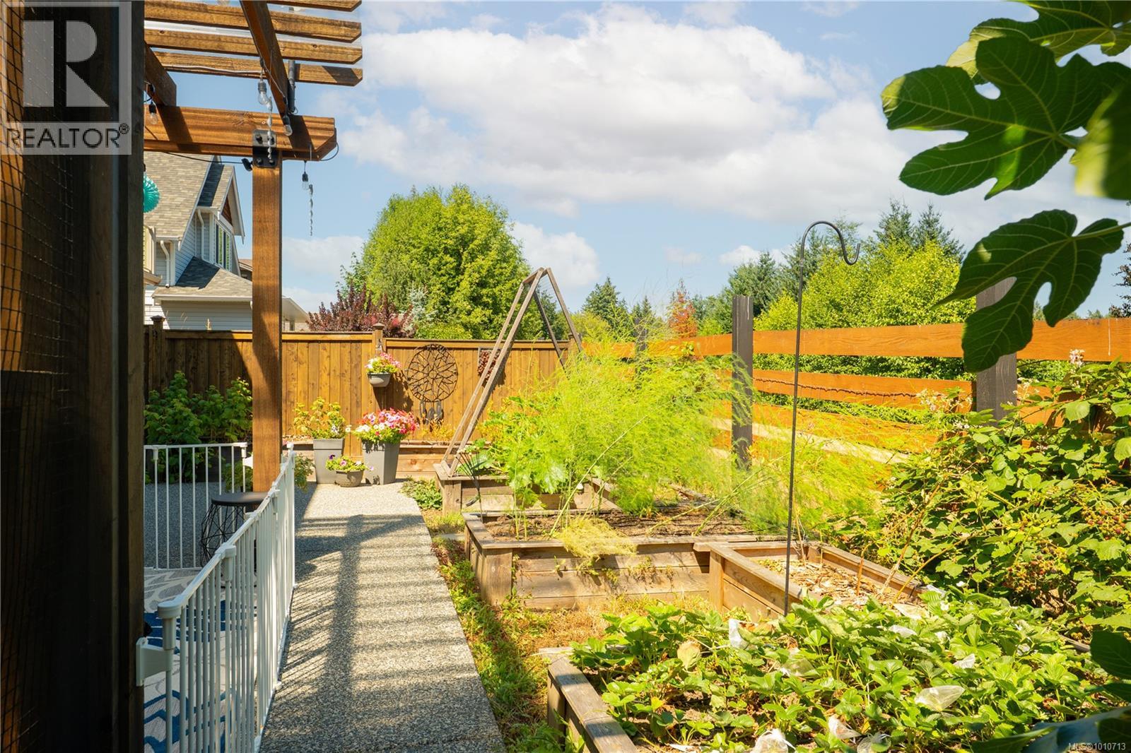 Photo 37 of 9603 Askew Creek Dr, Chemainus BC