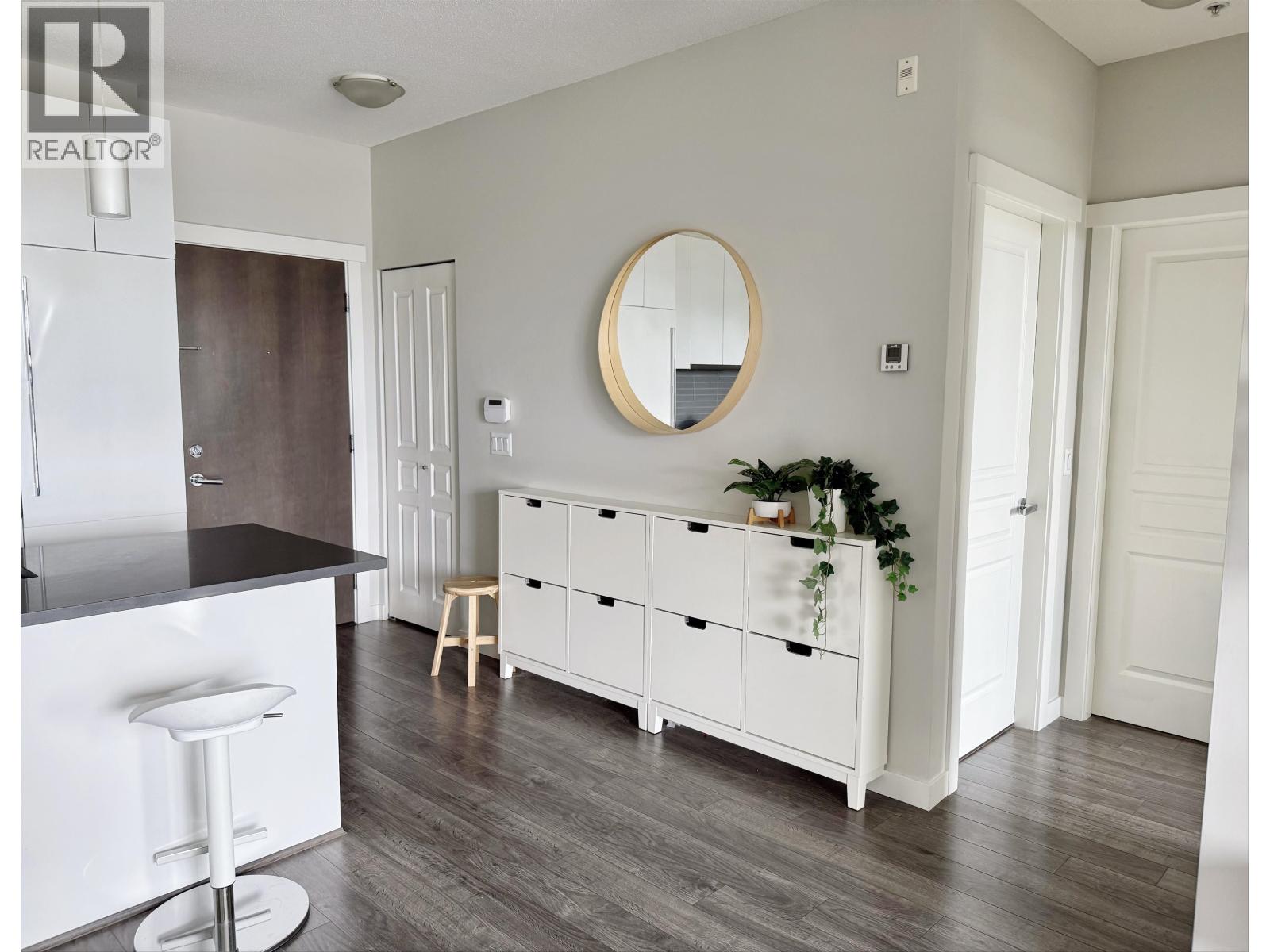 Photo 9 of 303 9399 Alexandra Road, Richmond BC