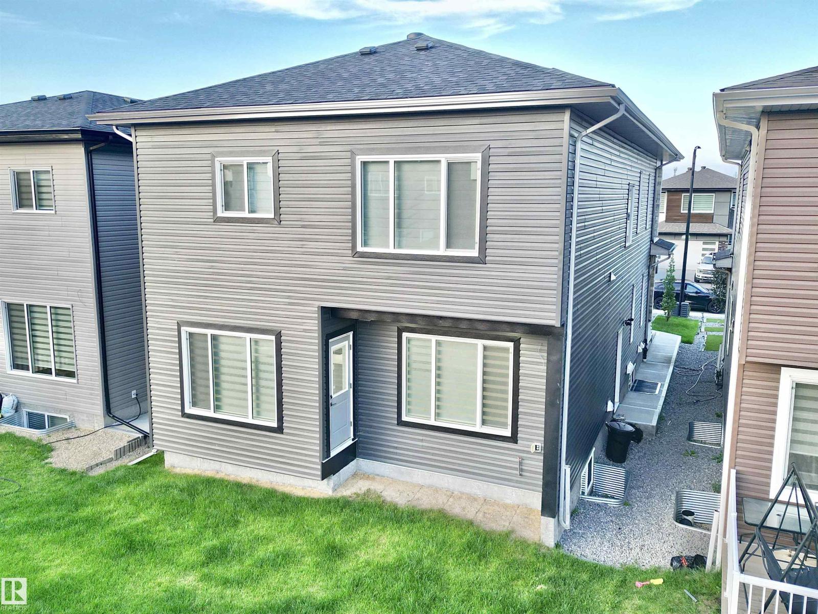 Photo 52 of 1836 22 St Nw, Edmonton AB