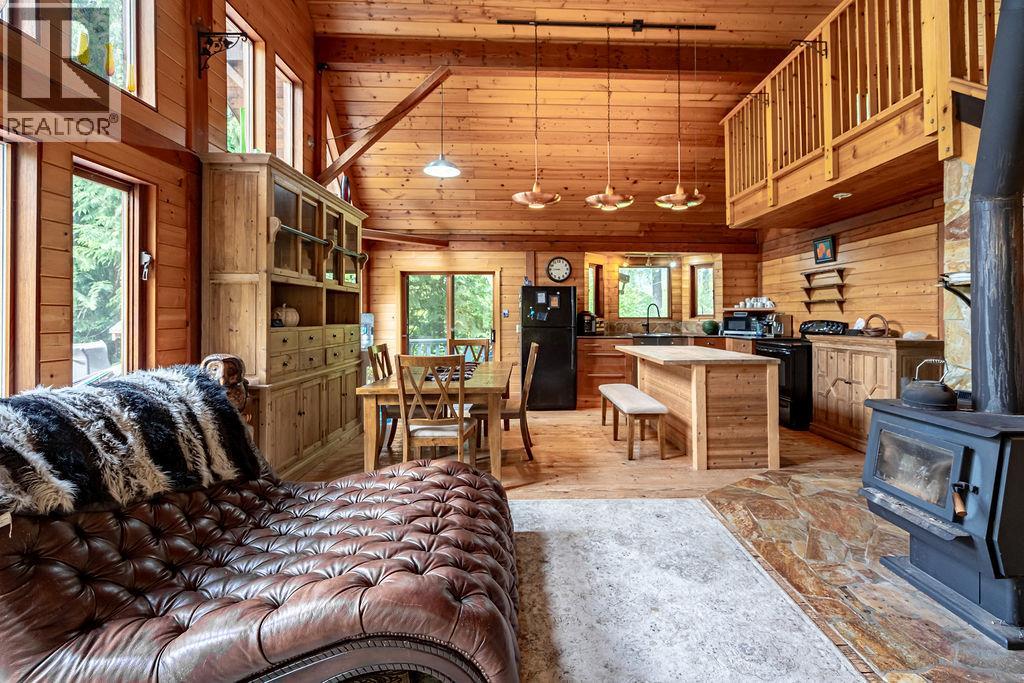 2987 SLOCAN VALLEY ROAD W ROAD - 11