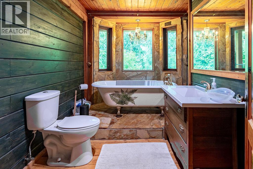 2987 SLOCAN VALLEY ROAD W ROAD - 22