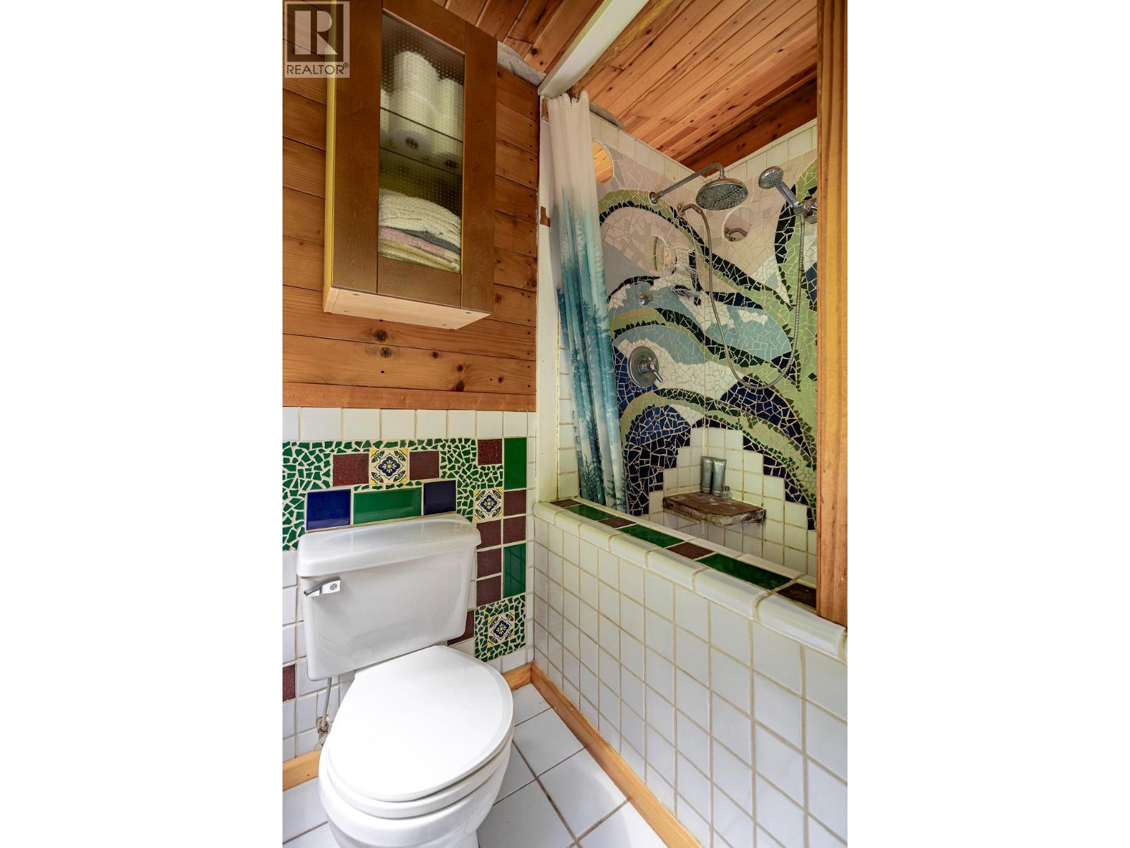 2987 SLOCAN VALLEY ROAD W ROAD - 32
